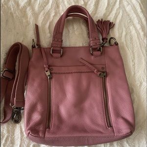 The Sak Ladera crossbody